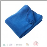 Anti-pilling polar fleece blanket